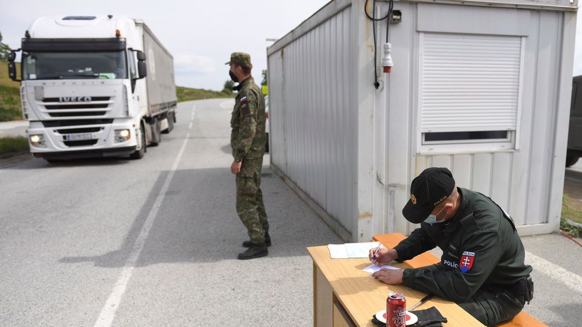 Maďarsko v pátek otevře hranice pro Čechy, Slováky a Rakušany